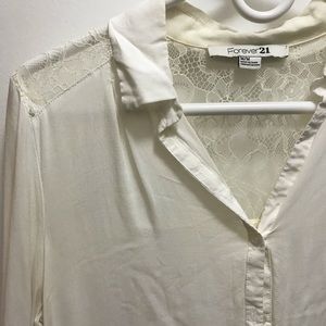 White blouse with lace